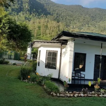 Royal Eco Resort