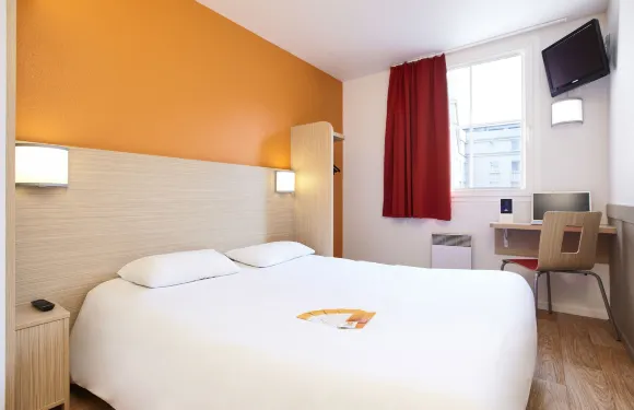 埃佩爾奈普瑞米爾經典酒店