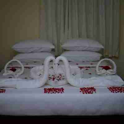 Amegundi Resort Rooms