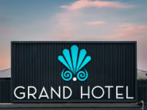 Grand Hotel and Studios Hotels in Wyong