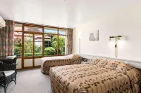 The Angus Hotel Hotels in 