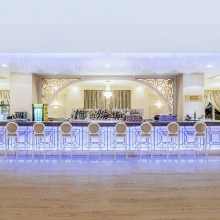 Qafqaz Riverside Hotel