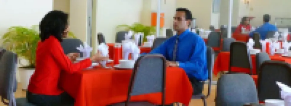 皇家棕櫚套房酒店