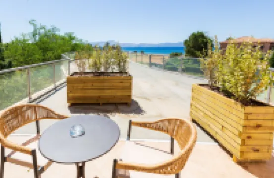 180 South Seaside Hotel