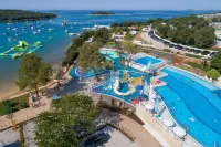 Maistra Camping Veštar Mobile Homes - Cho phép mang theo thú cưng