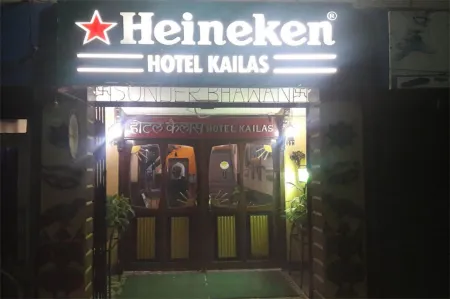 Hotel Kailash Отели в г. Парса