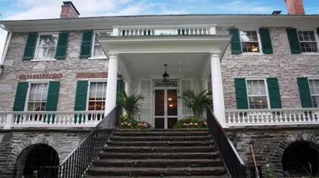 Stocks Manor Bed and Breakfast Отели в г. Монаган Тауншип