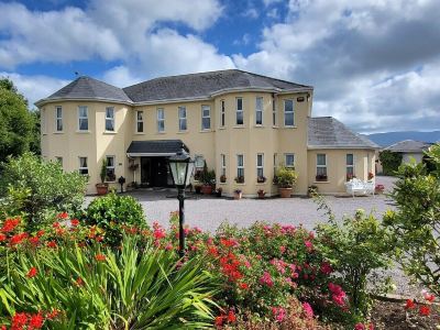 Brook Manor Lodge