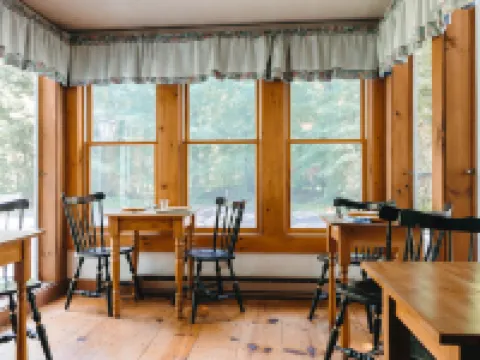 Carriage Barn Inn Hotels in Keene