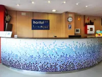 Yomo Hostal BCN Port