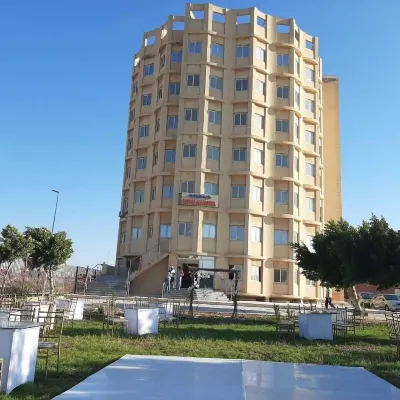 رويال إن جي هوتل Hotels near Helio Beach Mosque