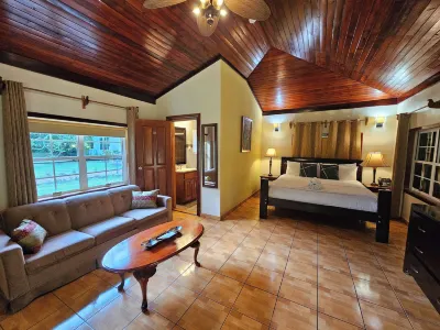 Kiki Witz Hotels in 