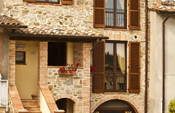 裏帕伊亞尼農莊酒店