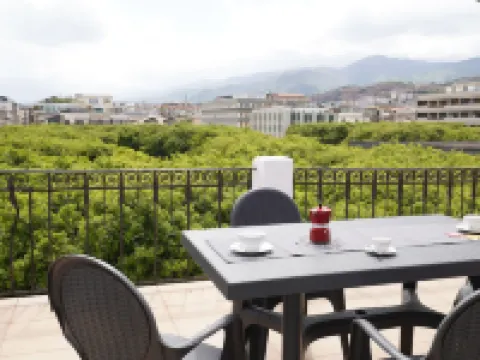 ル スタンツェ ディ ピアッツァ カイローリ メッシーナのホテル