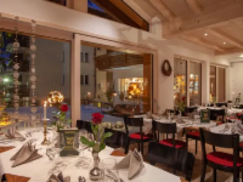 โรงแรมเยเกอร์โฮฟ โรงแรมในเซอร์แมท