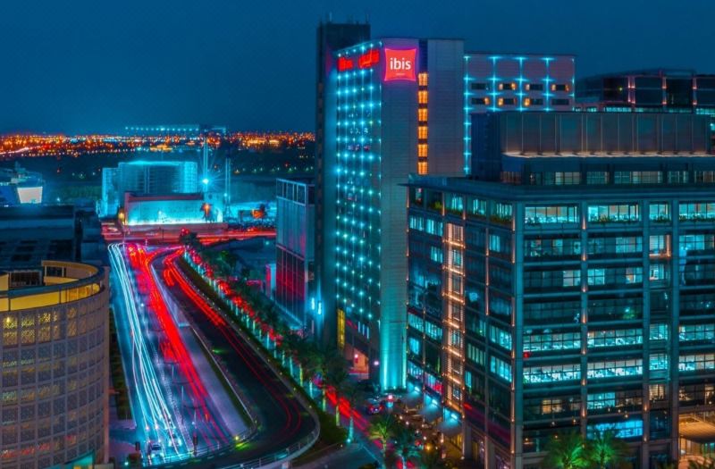 Ibis One Central