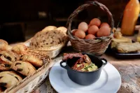 Domaine Pozzo di Mastri - breakfast