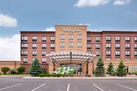 Holiday Inn MADISON AT THE AMERICAN CENTER by IHG