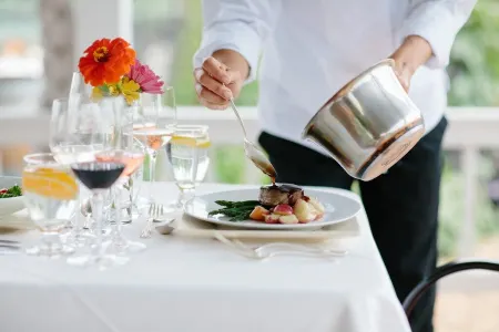 The Farmhouse at Veritas Отели в г. Крозет