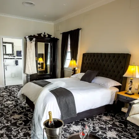 The Commercial Boutique Hotel