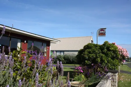 Jenny's Bed & Breakfast Отели рядом с достопримечательностью «Те-Рева-Рева»