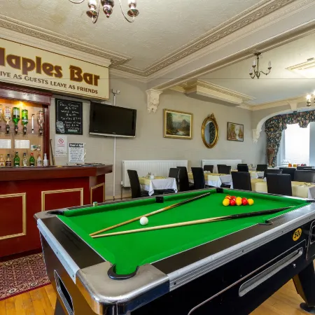Maples Hotel