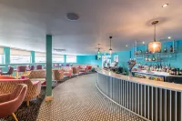 Best Western Carlton Hotel - bar