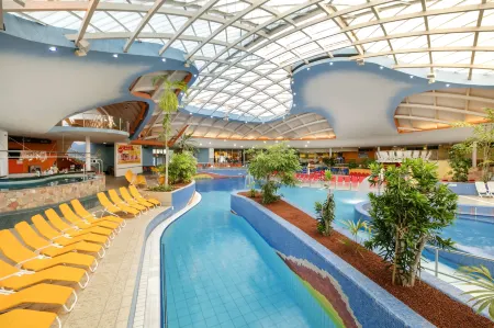 H2O Hotel-Therme-Resort, für Familien Mit Kindern Отели в г. Гемайнде Бад Блумау