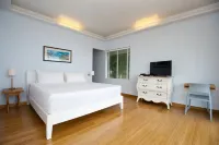 Naroua Villas