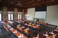 Pelican Bay Hotel