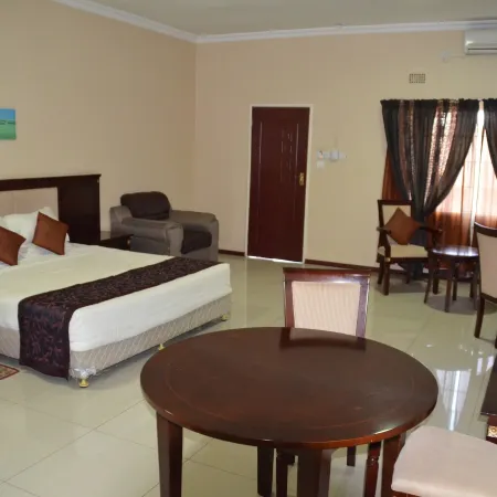 Riverside Hotel and Conference Centre