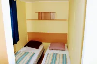 Camping le Pontis Hotels in Verteillac