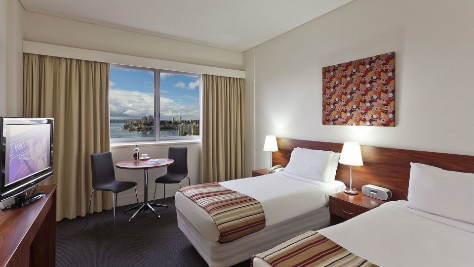 Macleay Hotel