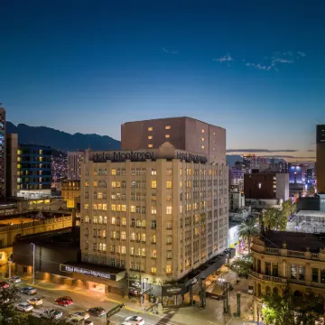 Hotel Monterrey Macroplaza โรงแรมใกล้มาโครพลาซ่า