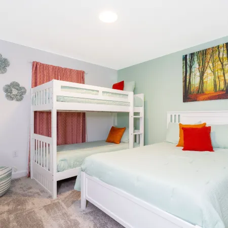 Splendid 4 Bd w/ Pool Close to Disney @ Champions Gate 1006