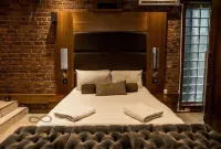 The Famous Floor Sleeps 26 and Group ACC Sleeps30 - Jacuzzi