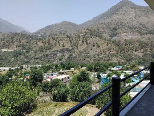 Rawat Residency Hotels in Uttarkashi