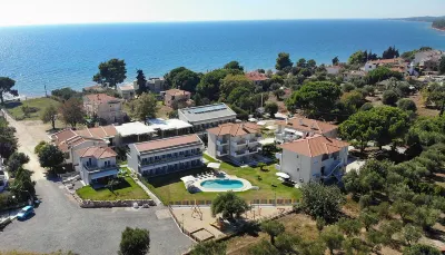 Finikas Garden Beach Resort Nikiti Hotels near Lagomandra beach
