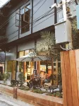 Bloom Cafe & Hostel - Nhà nghỉ
