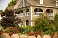 Bar Harbor Manor Hotel dekat George B. Dorr Museum of Natural History