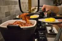 Best Western Plus Hotel Regence - servizio colazione