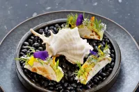 Conrad Rabat Arzana - พร้อมอาหารเช้า