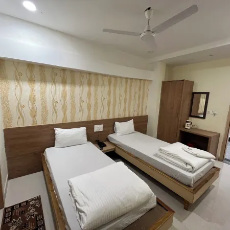 Hotel Pratap Heights