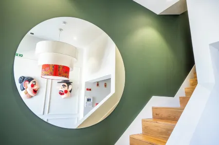 Gigantones GuestHouse Отели в г. Вила-Нова-де-Анья