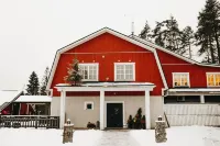 Varjola Holiday Center - Homestays