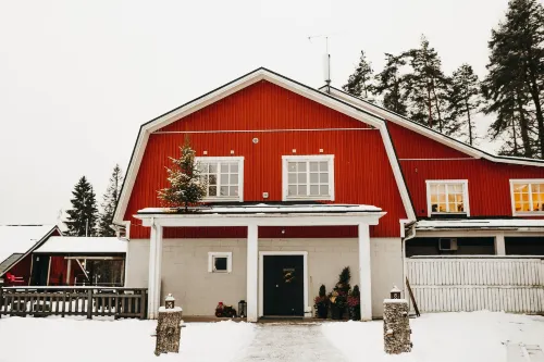 Varjola Holiday Center Hotel di Kuusa