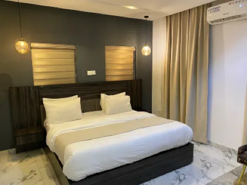 Tomking legacy hotel Отели в г. 