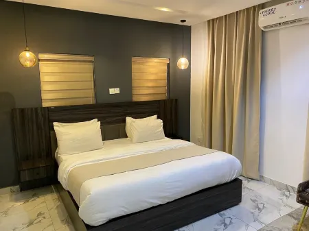 Tomking legacy hotel Отели в г. Осуаха