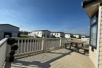 StaticHome-Sleeps6-Lakeview-Balcony-Parking-Petsok