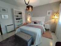 Casa Santamaria a 5Min de Noia Cerca de la Playa فنادق في Noia